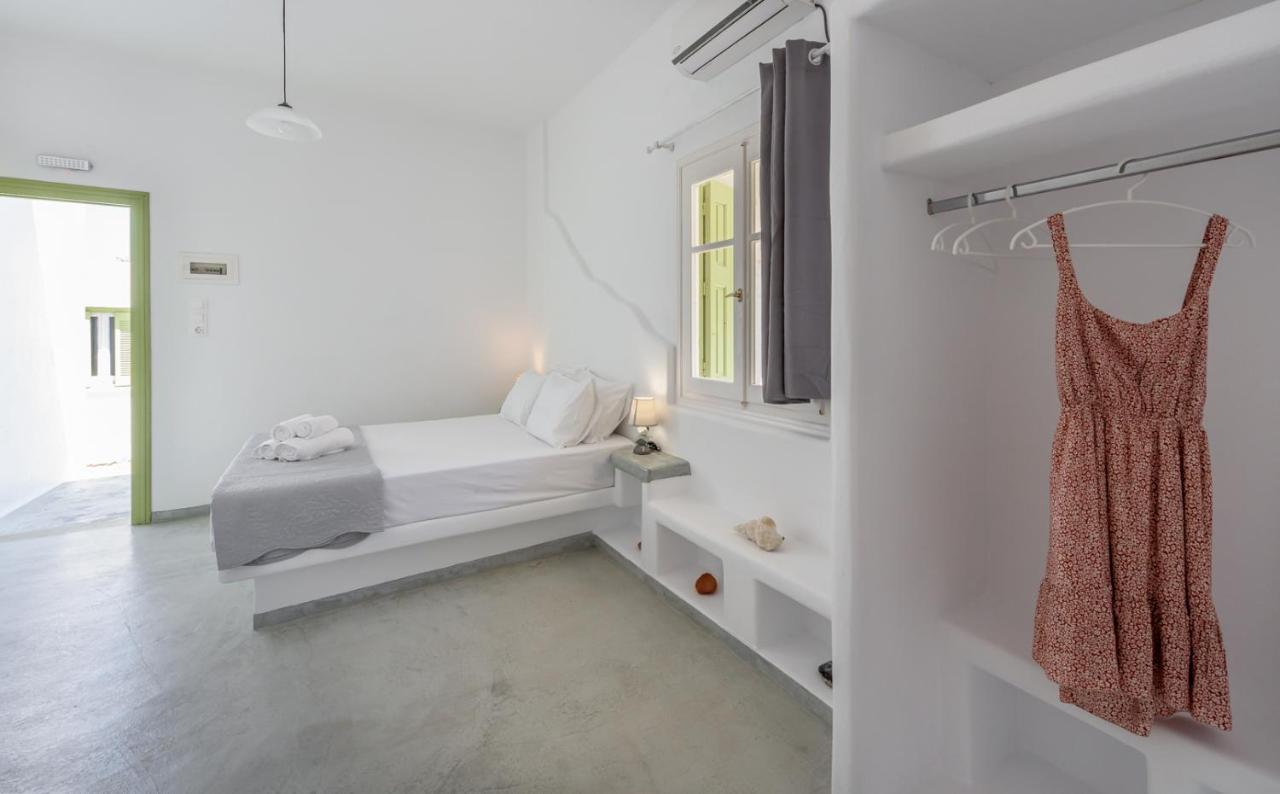 Pente Elies Milos 3* Pollonia