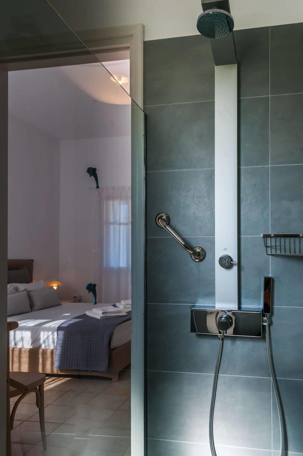 Hotel Pente Elies Milos