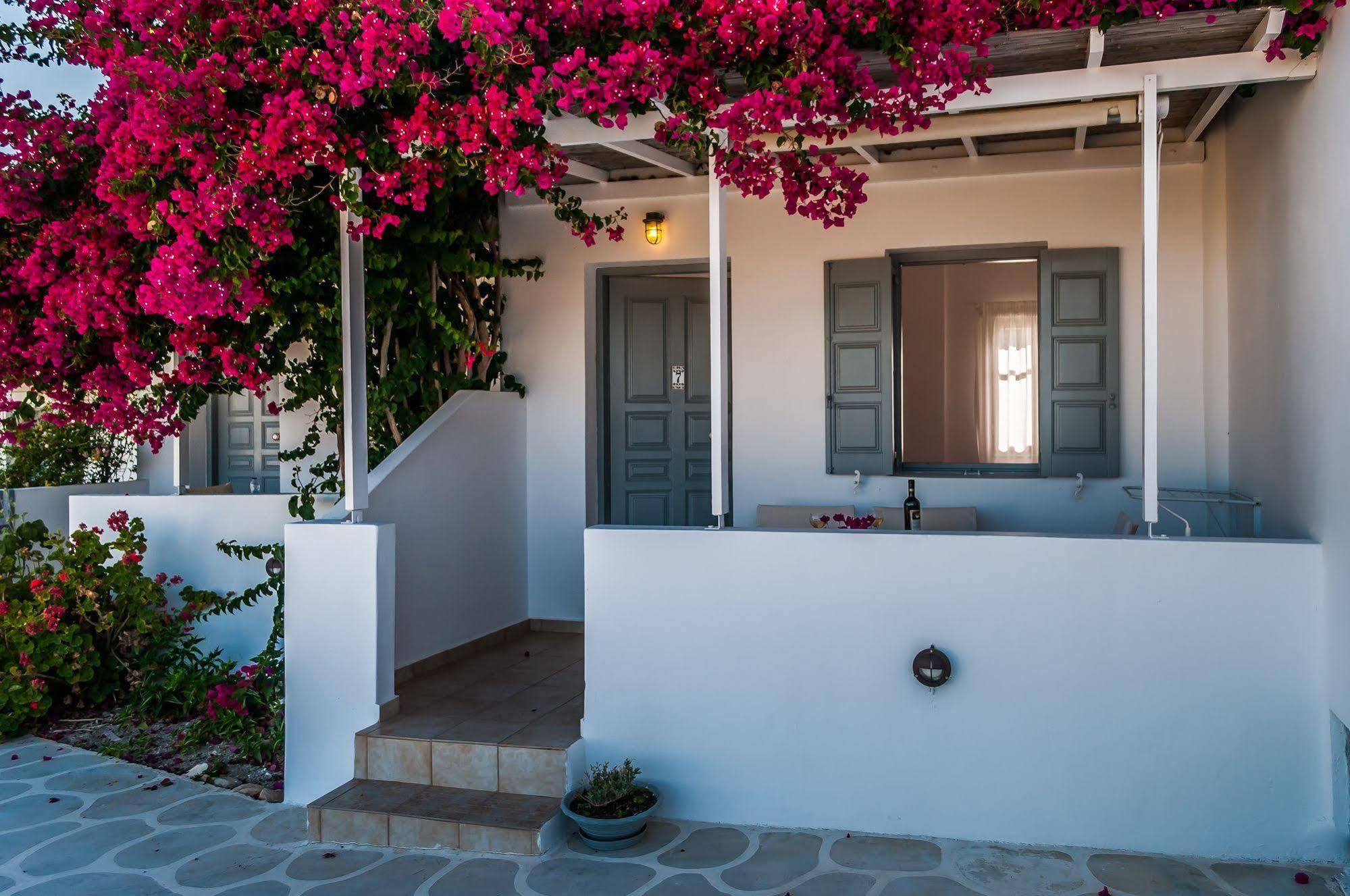 Hotel Pente Elies Milos Pollonia